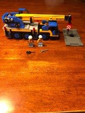 LEGO CITY 60324 MOBILE CRANE 100% Complete correct mini figs - Adult Collector