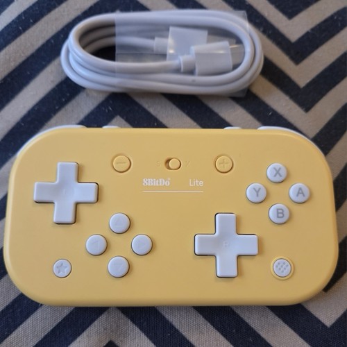 8BitDo Lite Bluetooth Gamepad - Gelb OVP Switch Android iOS PC - Bild 2 von 3