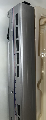 Menge 3 HO Scale Walthers Amtrak Wagen - Reisebus, Sightseer Lounge & Speisewagen - Bild 17 von 18