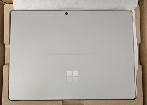 Microsoft Surface Pro 11th Edition Snapdragon X Plus 16GB RAM 256GB SSD WIFI - Picture 2 of 4