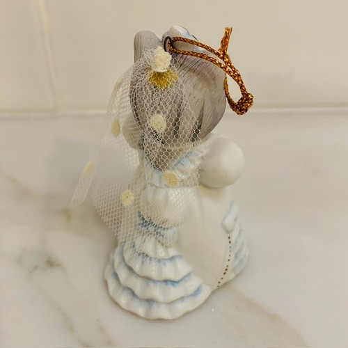 Vintage Kitty Cucumber Bride Ornament - Picture 2 of 4