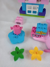 Disney Junior LEGO DUPLO: Minnie's Café (10830) & Duplo Cafe (10587) Incomplete