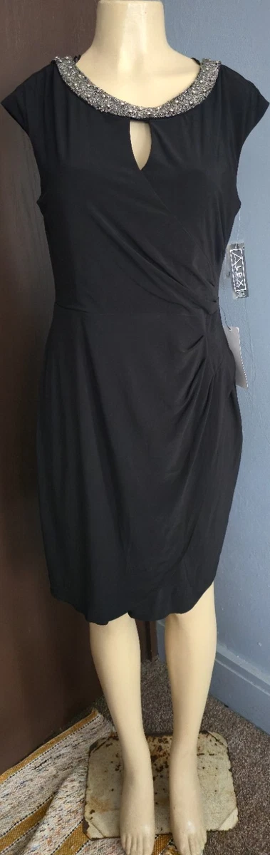 green emerald velvet dress Amazon.com: Uillui Classy Women Vintage Lace Formal Dress Off Shoulder 3/4  Sleeve Ruffled Split High Low Wedding Party Bridesmaid Dress Navy :  Clothing, Shoes & Jewelry main image 1
