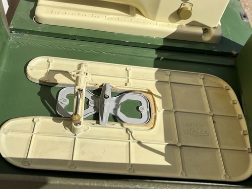 VTG Bernina Record 730 Sewing Machine Carrying Case Accessories Pedal TESTED - Picture 20 of 20