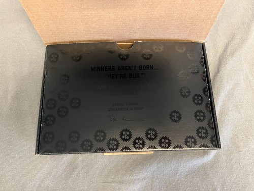 Brickmania Lego Set M24 Chaffee Tank Good Condition w/Box and Manual NO Figure - Picture 9 of 10