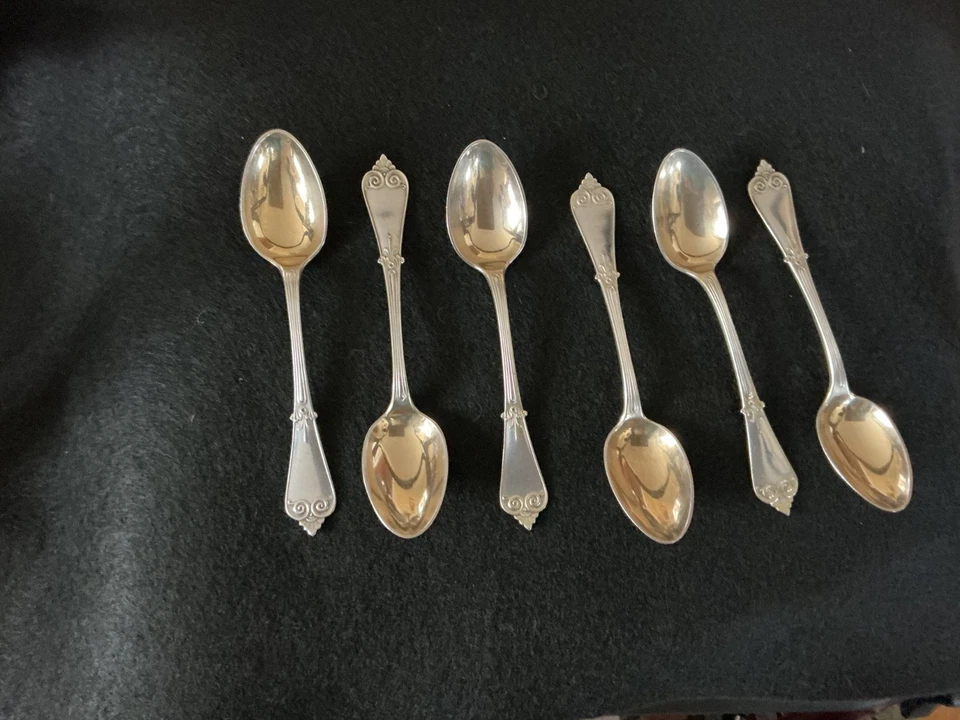 Antigua cuchara de café de postre Tiffany Co Colonial Demitasse plata de ley X 6 Foto 3 de 4