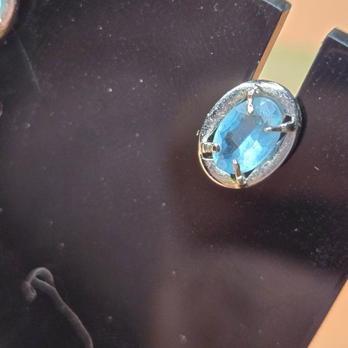 Ohrstecker silberfarbene ovale aquamarinfarbener Stein - Bild 5 von 6