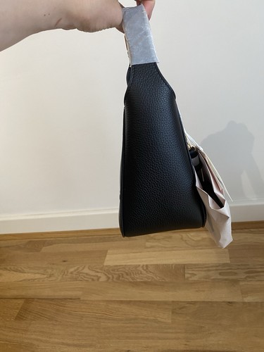 Tory Burch Black Leather Bag - Picture 14 of 21