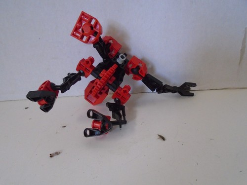 Lego Bionic Alien Roboter zusammengebaut mechanisch rot schwarz - Bild 3 von 3