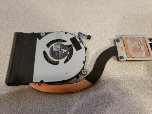 Ventilador de refrigeración de CPU original HP EliteBook 820 G3 con disipador térmico 821691-001 - Imagen 2 de 2