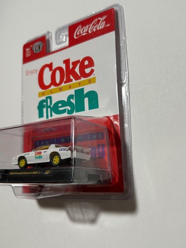 M2 Machines 1990 Chevrolet Camaro IROC-Z Coke Coca-Cola Always Fresh - Bild 2 von 5