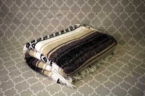 NEW!! - HN Authentic Mexican Blankets - Hand Woven Blanket - 70" x 50" - Picture 27 of 37
