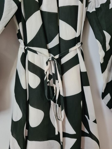 Unison Black/White Dress Long Sleeve Size 8 Pre-owned - Picture 4 of 5