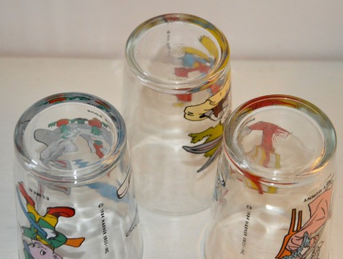 Lot 3 verres à moutarde lapin BUGS BUNNY WB dessin animé 10cm vintage Amora 1977 - Foto 8 di 10