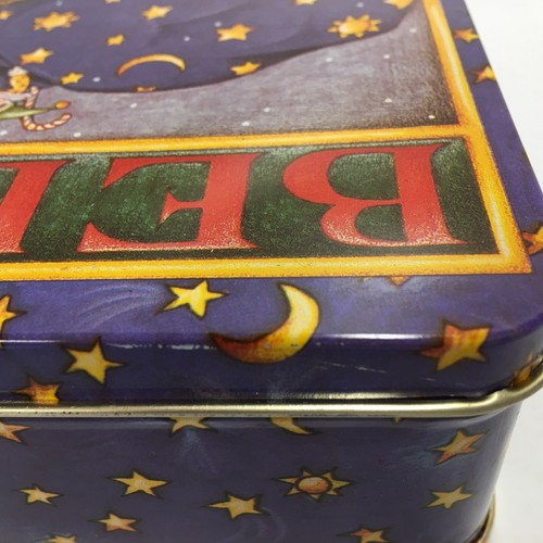 Caja de lata vintage Mary Engelbriet Believe Santa Christmas hecha en Hong Kong - Imagen 9 de 9