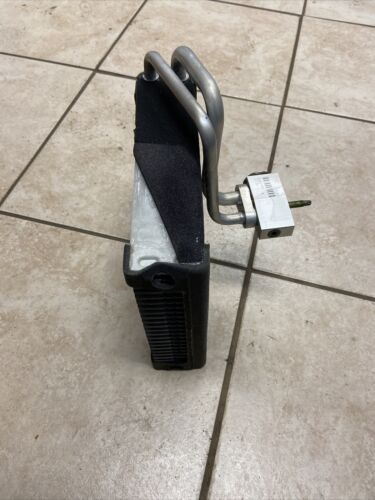 GM CHEVROLET AC EVAPORATOR CORE W/ EXPANSION VALVE OEM - Picture 6 of 7