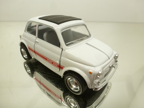 KINSMART FIAT NUOVA 500 SPORT CLOSED TOP PULLBACK - WHITE 1:24 - GOOD CON. - 62 - Picture 6 of 6