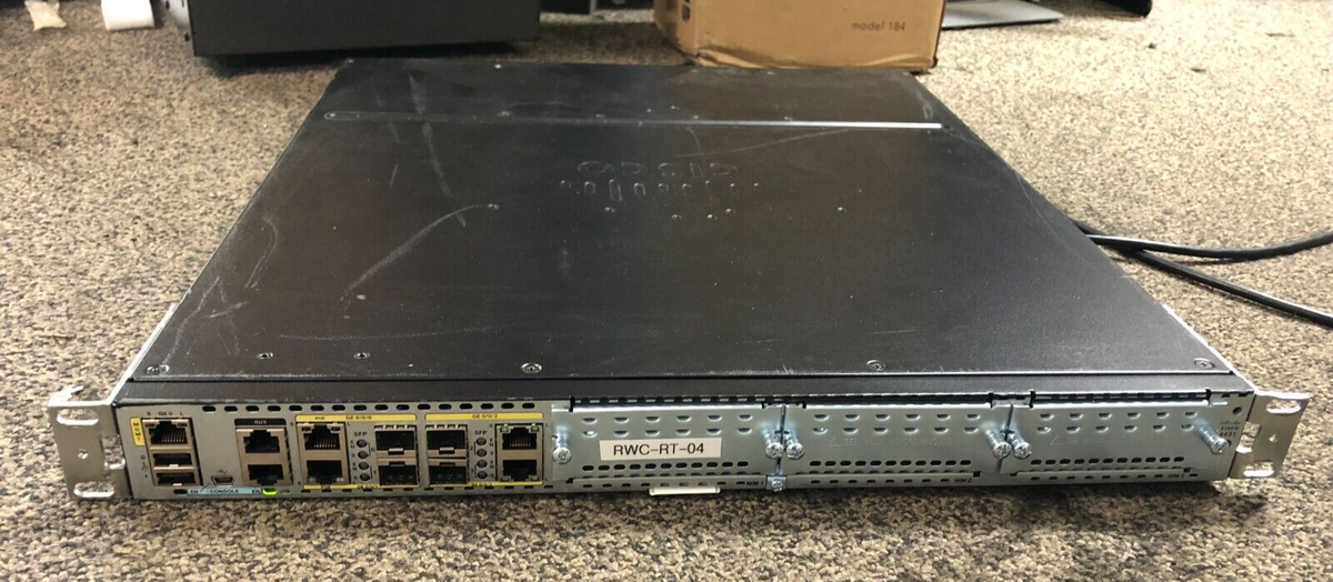 Cisco ISR4431/k9 Gigabit Integrated Services Router Missing Cisco ISR4431/k9 Gigabit Integrated Services Router Missing