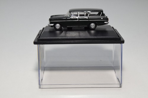 B8 1:76 OXFORD 76CFE003 VAUXHALL CREST FRAIRY QUEEN ELIZABETH IMPERIAL GREEN ... - Foto 2 di 15