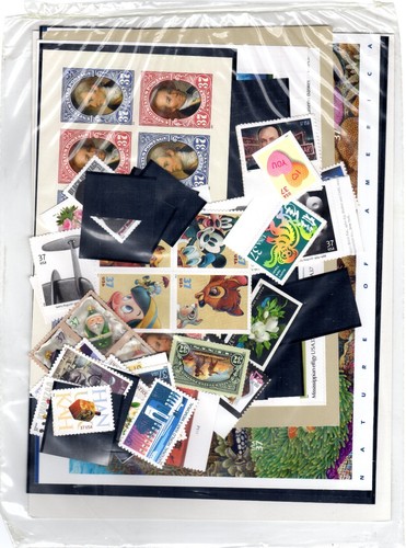 2004 Mint Set Commemorative Stamp USPS Yearbook Album - Stamps Sealed - Foto 3 di 6