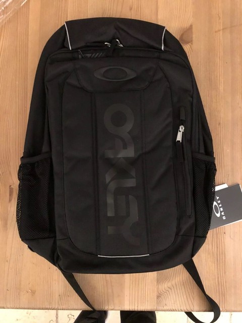 converse core poly backpack size