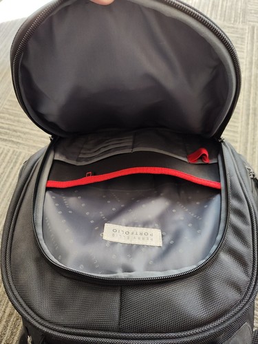 Perry Ellis Business Laptop Backpack - Picture 7 of 8