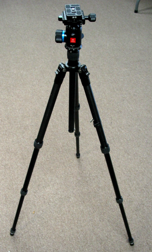 Oben AT3400 Aluminium 4-teiliges Stativ + BE-117 Triple Action Kugelkopf + QR-20 - Bild 11 von 24