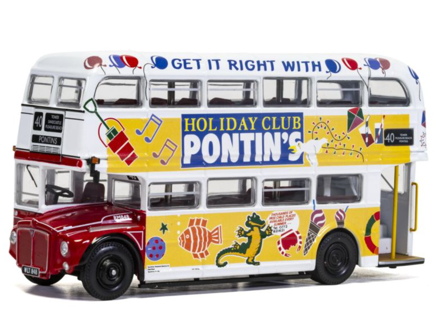 CORGI - BLACKPOOL TRANSPORT(PONTINS LIVERY) AEC ROUTEMASTER 1:76 Scale