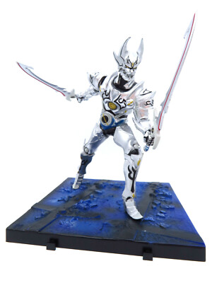 Golden Knight Garo Figure - 2014 Ginga Kishi Zero - Sega Dragon Statue Anime