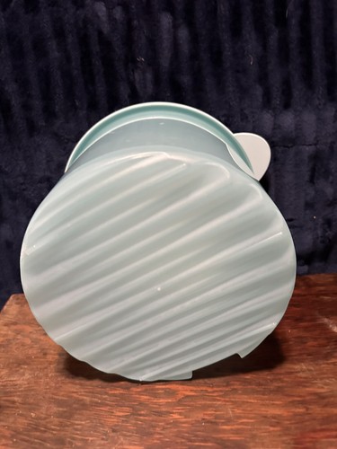 Tupperware Fridgesmart 3998A Large Storage Container 20 Cup Vented Round Blue - Picture 3 of 5