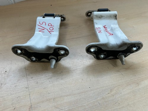 FORD TRANSIT CUSTOM 2018-2023 MK8 REAR DOOR HINGES LEFT L/H N/S WHITE - Picture 3 of 4
