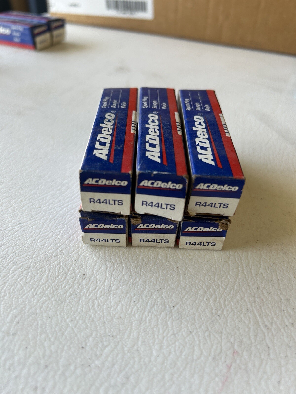 ACDelco R44LTS Spark Plug