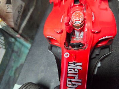 1/18　Ferrari F2001 M.シューマッハー　Marlboroロゴ Rare Boxed Hot Wheels Michael Schumacher Ferrari F2001 F1
