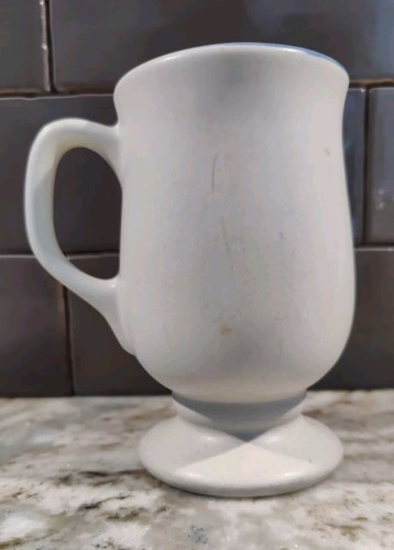 FARMHOUSE CHARM!!! 2 Vintage Pfaltzgraff Yorktowne Footed Pedestal Coffee Mugs - Picture 2 of 7