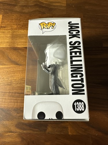 Pop Funko Nightmare Before Christmas Jack Skellington #1388 Hot Topic Exclusive - Picture 2 of 6
