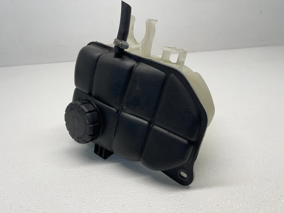 2006-2009 MERCEDES-BENZ C230 Engine Coolant Reservoir-Eng - Image 3 of 4