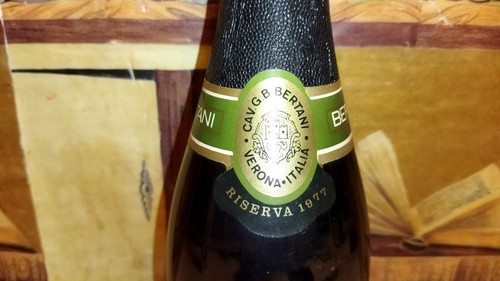 Vino Riserva 1977 Bertani Recioto Della Valpolicella 75cl 13% - 第 3/10 張圖片