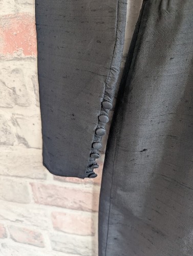 Laura Ashley Dress Black Size UK 10 Vintage 100% Silk Buttoned Sleeves - Picture 11 of 14