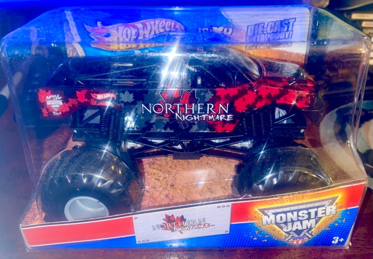 Hot Wheels Monster Jam 2013 NORTHERN NIGHTMARE 1:24 Scale Monster