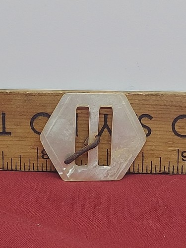 Hebilla deslizante vintage en forma de hexágono madreperla 1,25" x 1,5" - Imagen 3 de 4