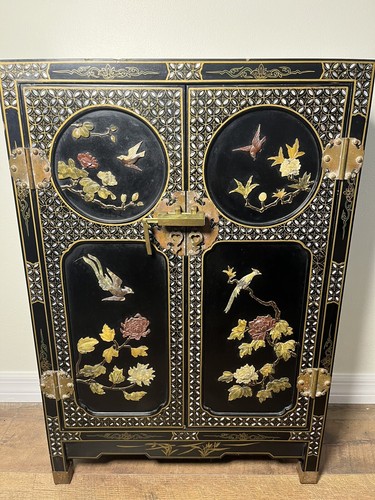 Mid Century Asian Console Cabinet Mother Of Pearl Inlay Original Lock Key Rare - Picture 2 of 20