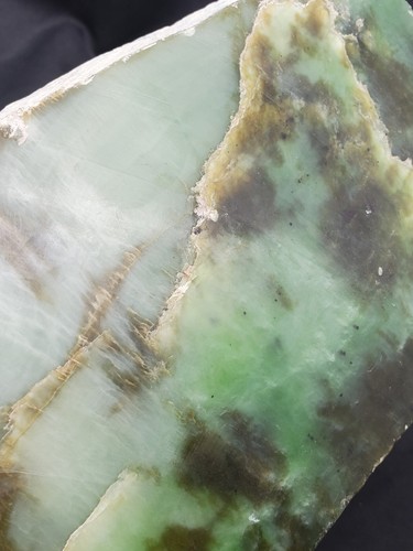 Siberian Multitone Jade Rough, 3lbs 5oz - Picture 7 of 9