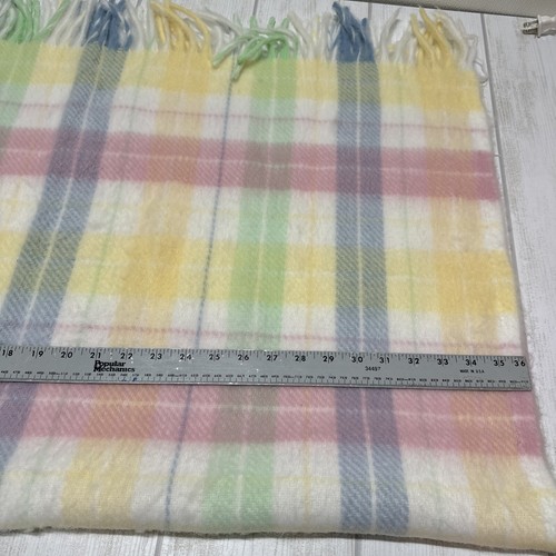 Beacon Baby Blanket Plaid Pastel Pink Yellow Blue Fringe Vintage Acrylic USA - Picture 7 of 8