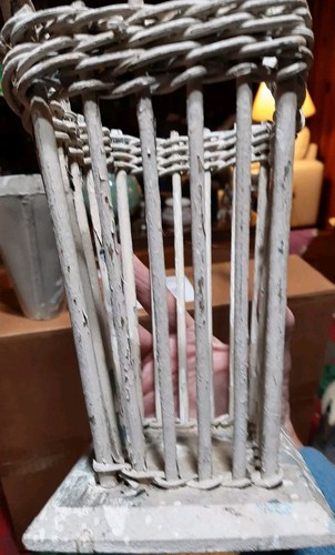 Antique Wedding Flower Basket w/Tin Liner - Could Double As A Funeral Basket - Picture 5 of 6