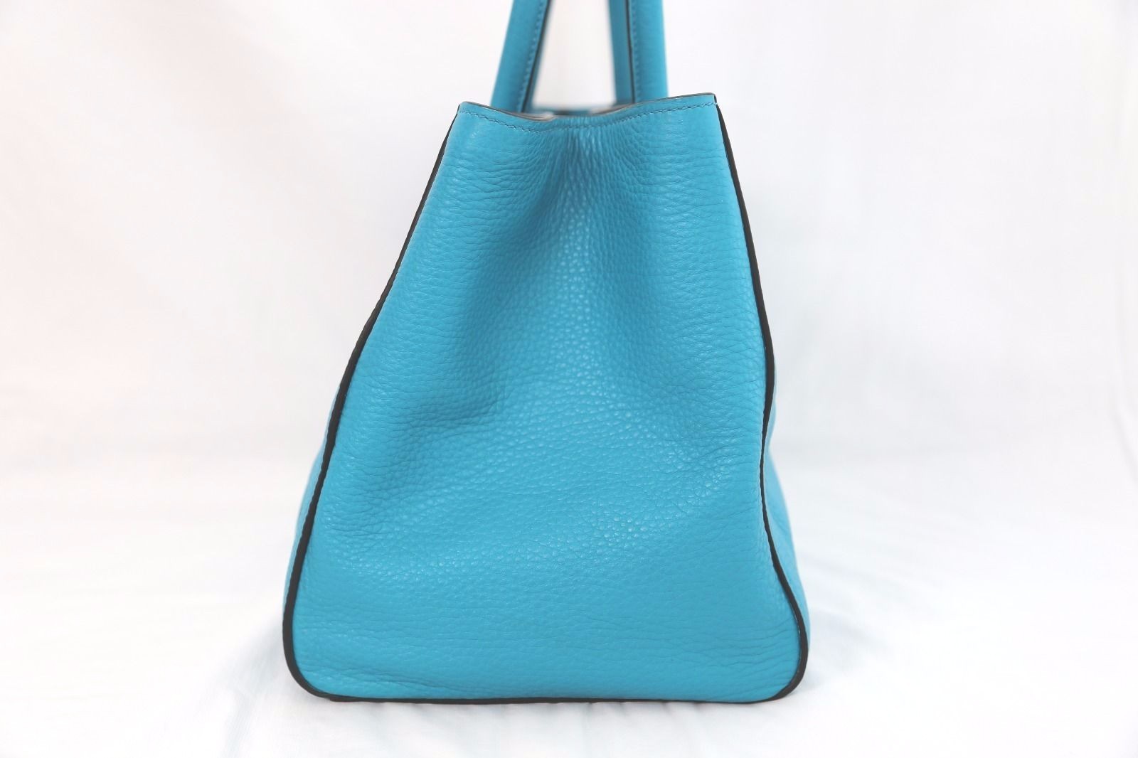 NWT PRADA Vitello Daino Leather Bag New & Authentic (Turquoise color) BN2795