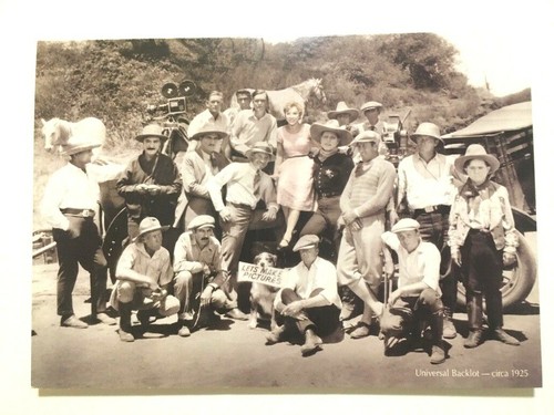 UNIVERSAL STUDIOS Holiday Card Signed NADIA BRONSON Marketing Crew Autographed  - Picture 1 of 4