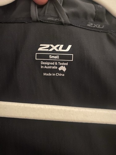 2xU Damen schwarze leichte Aero Jacke Laufen Radfahren Gr. Small wasserabweisend - Bild 8 von 10