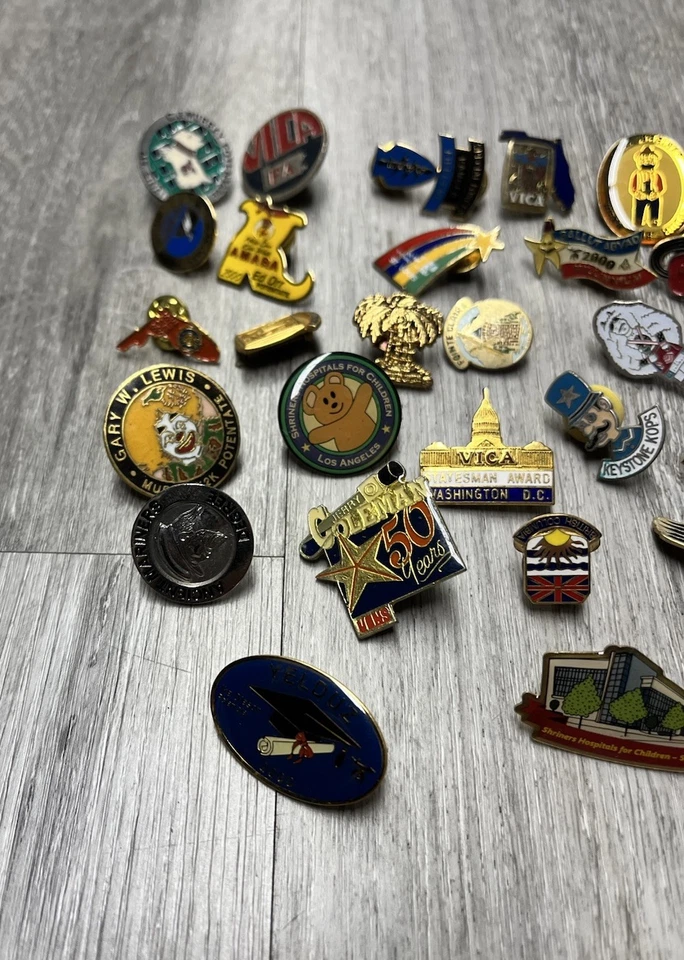 LOTE de 34 prendedores masónicos IOOF Shriner Mason de colección - masón libre Foto 3 de 4