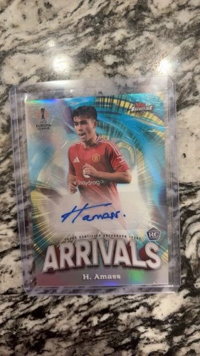 2024/25 Topps Finest Harry Amass Arrivals Auto RC/ Case HIT Manchester United 