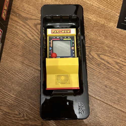 Monopoly Arcade Pac-Man Board Game Retro Hasbro 2020 Complete in Box Boxed - Picture 2 of 10